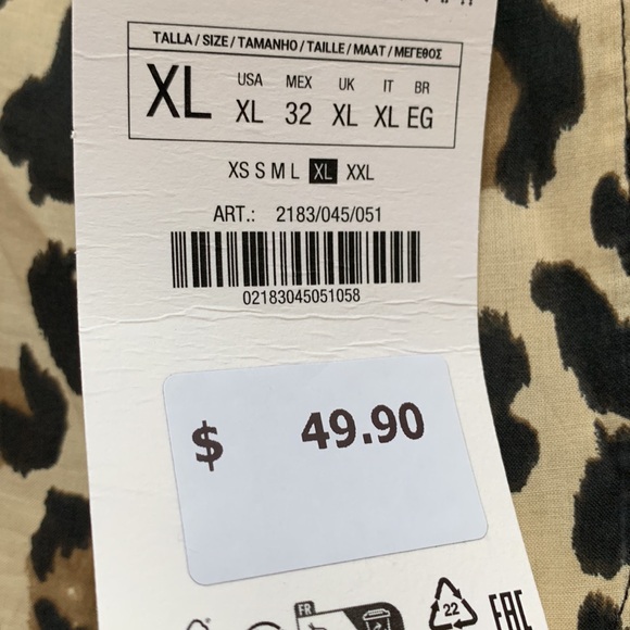 NWT ZARA leopard print pants. 100% cotton. Flare leg. Lightweight. Size XL. - Picture 8 of 11
